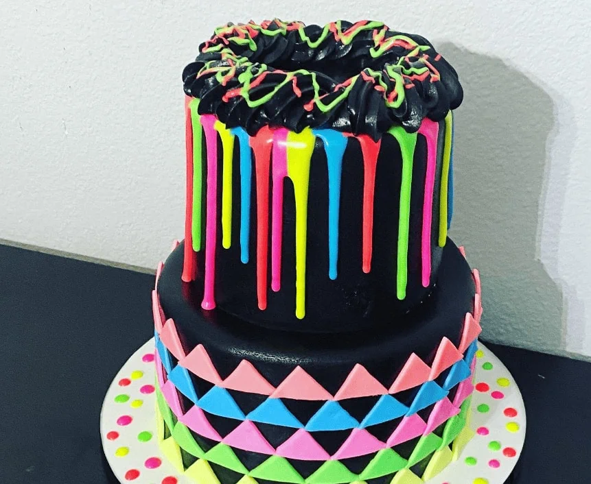 wbs gender reveal cakes